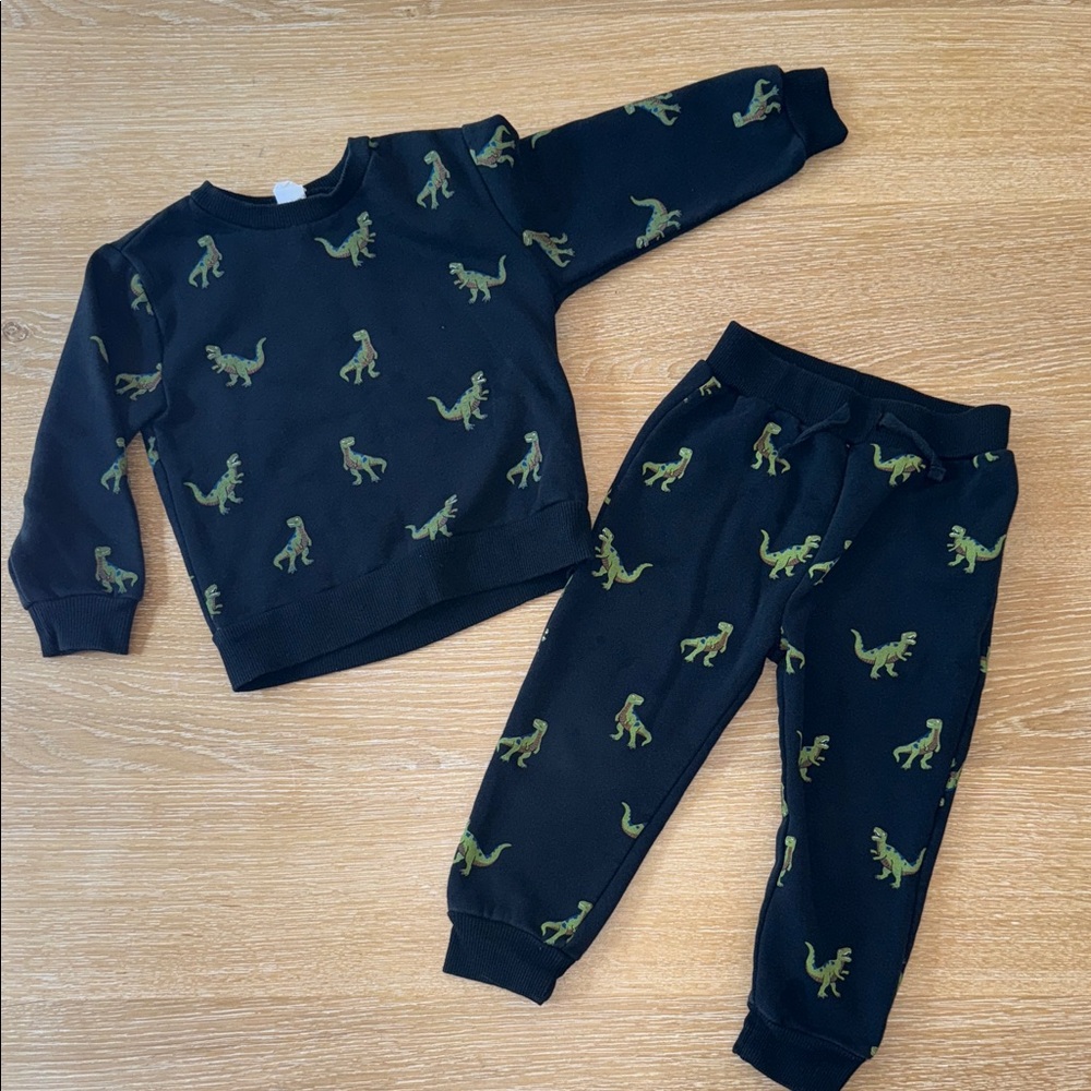 2T Boy 2-Pc Dino Sweatsuit set BY PL KIDS